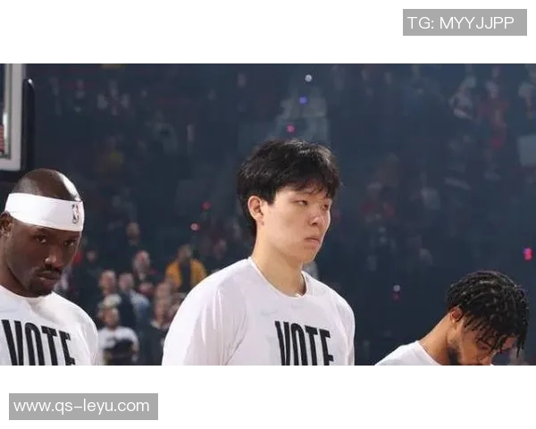 杨瀚森赛季初展现出色表现生活中也逐渐融入团队氛围