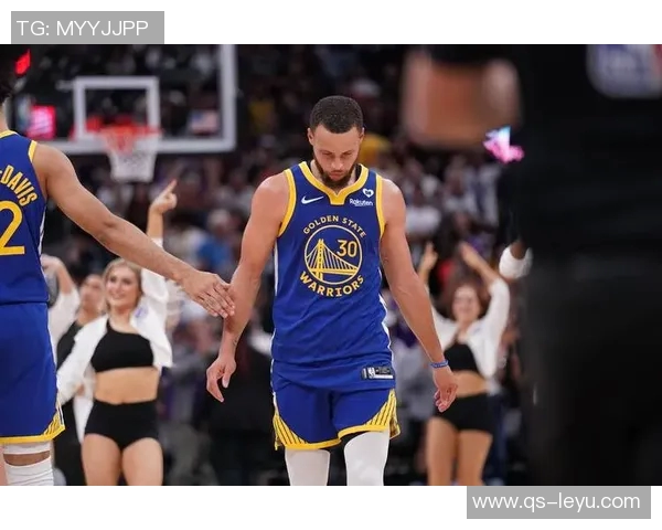 勇士因伤病影响本赛季前20场比赛已尝试8种首发阵容 勇士因伤病影响本赛季前20场比赛已尝试8种首发阵容