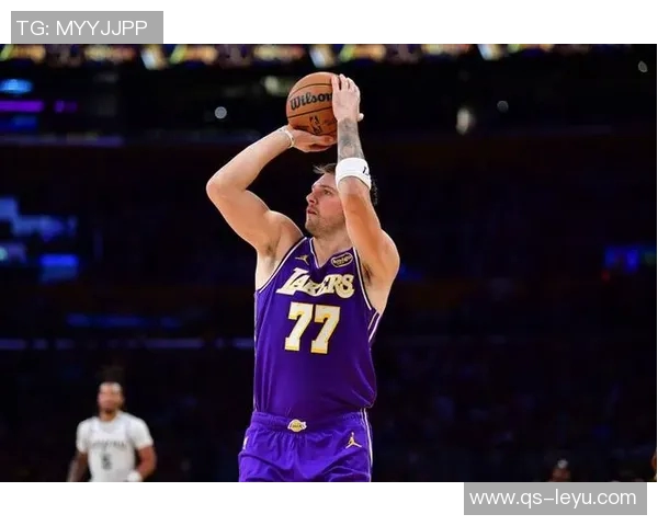 东契奇成功减肥重塑自我浓眉体型臃肿出勤率堪忧引发关注